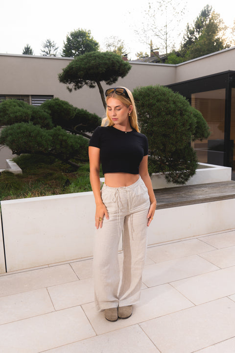 URSIDE BLACK CROP TOP